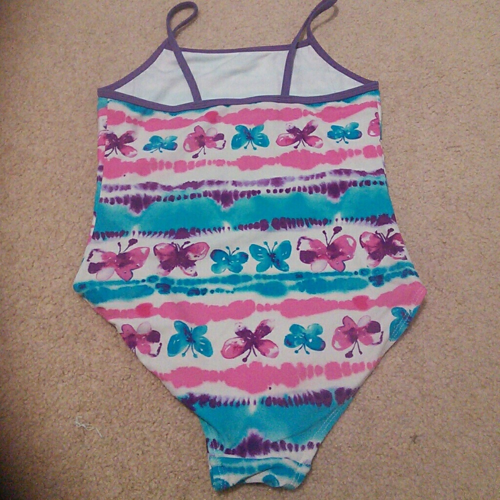 One piece bathing shit - Picture 2 of 3